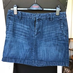 Gap size 10 mini skirt
